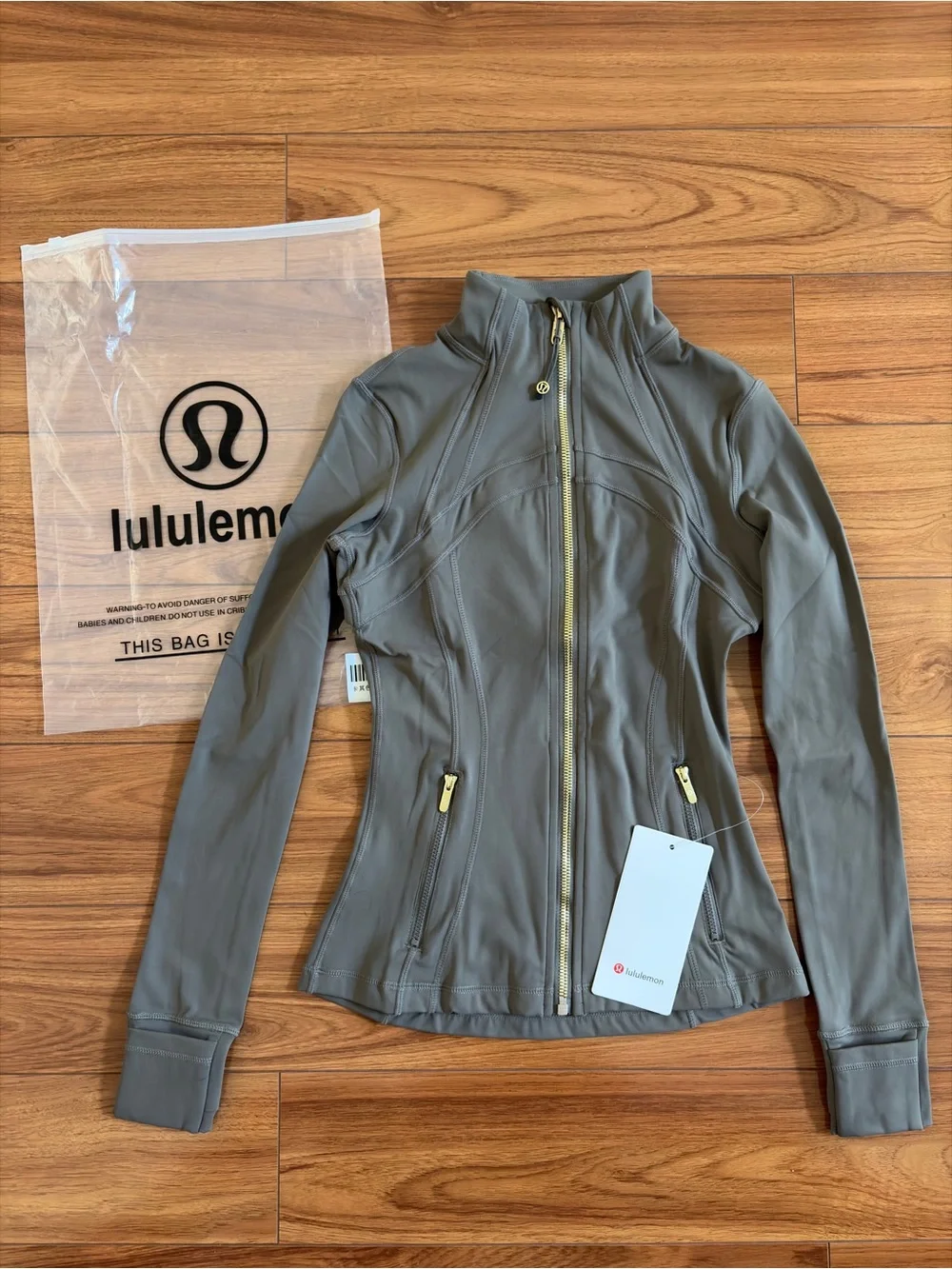 lululemon athletica Olive Gray Zip Front Athletic Jacket